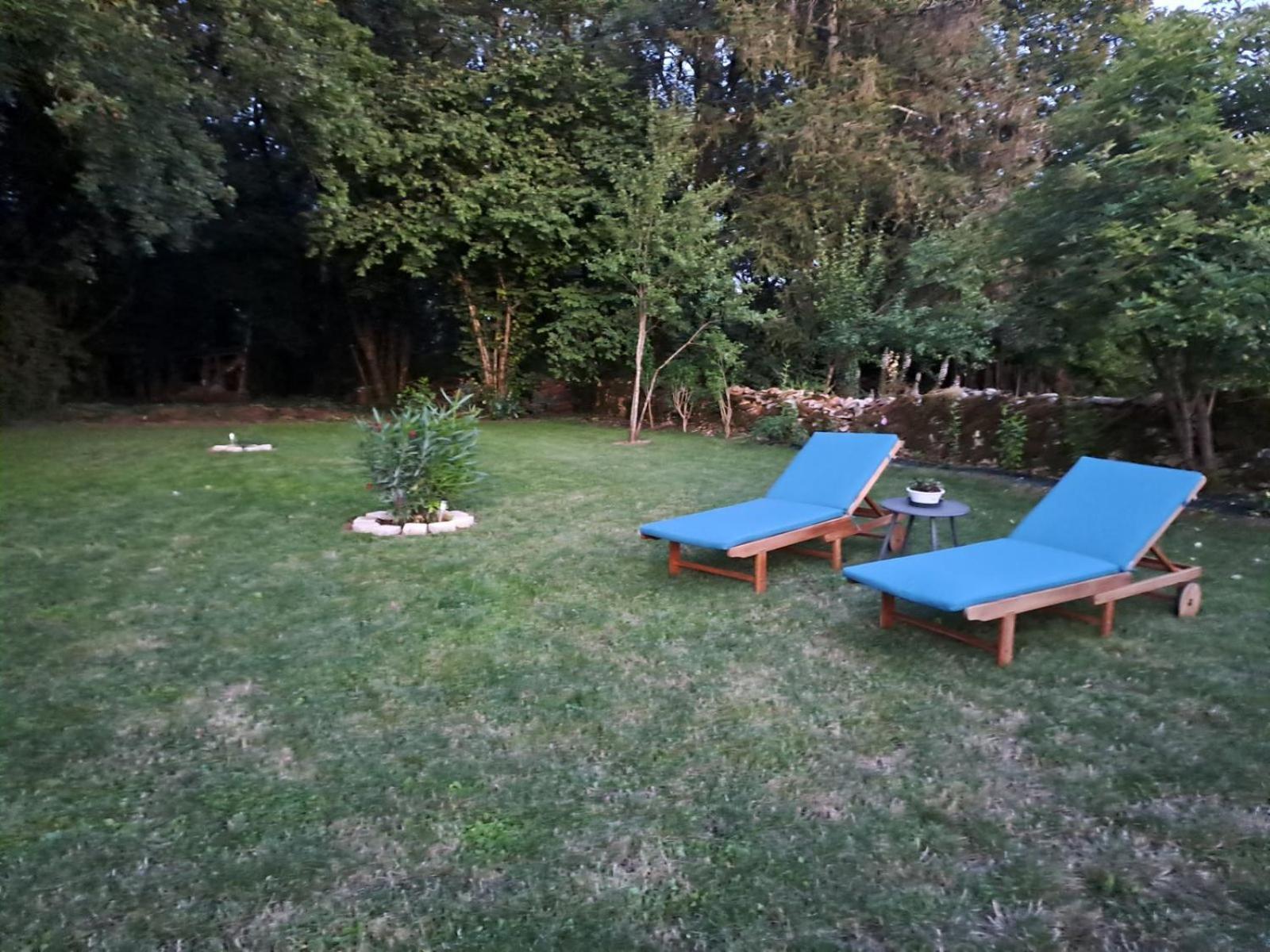 Au Doux Reve Hébergement de vacances Corgnac-sur-l'Isle